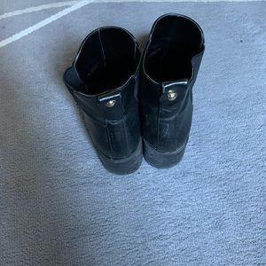Zara Shoes - Zara Chelsea Boots Zara Shoes - Zara Chelsea Boots
